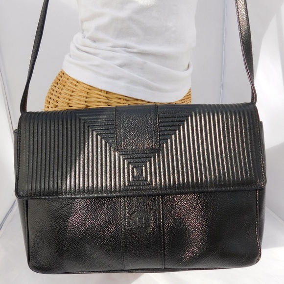 Fendi Handbags - AUTHENTIC VINTAGE FENDI CROSSBODY CLUTCH